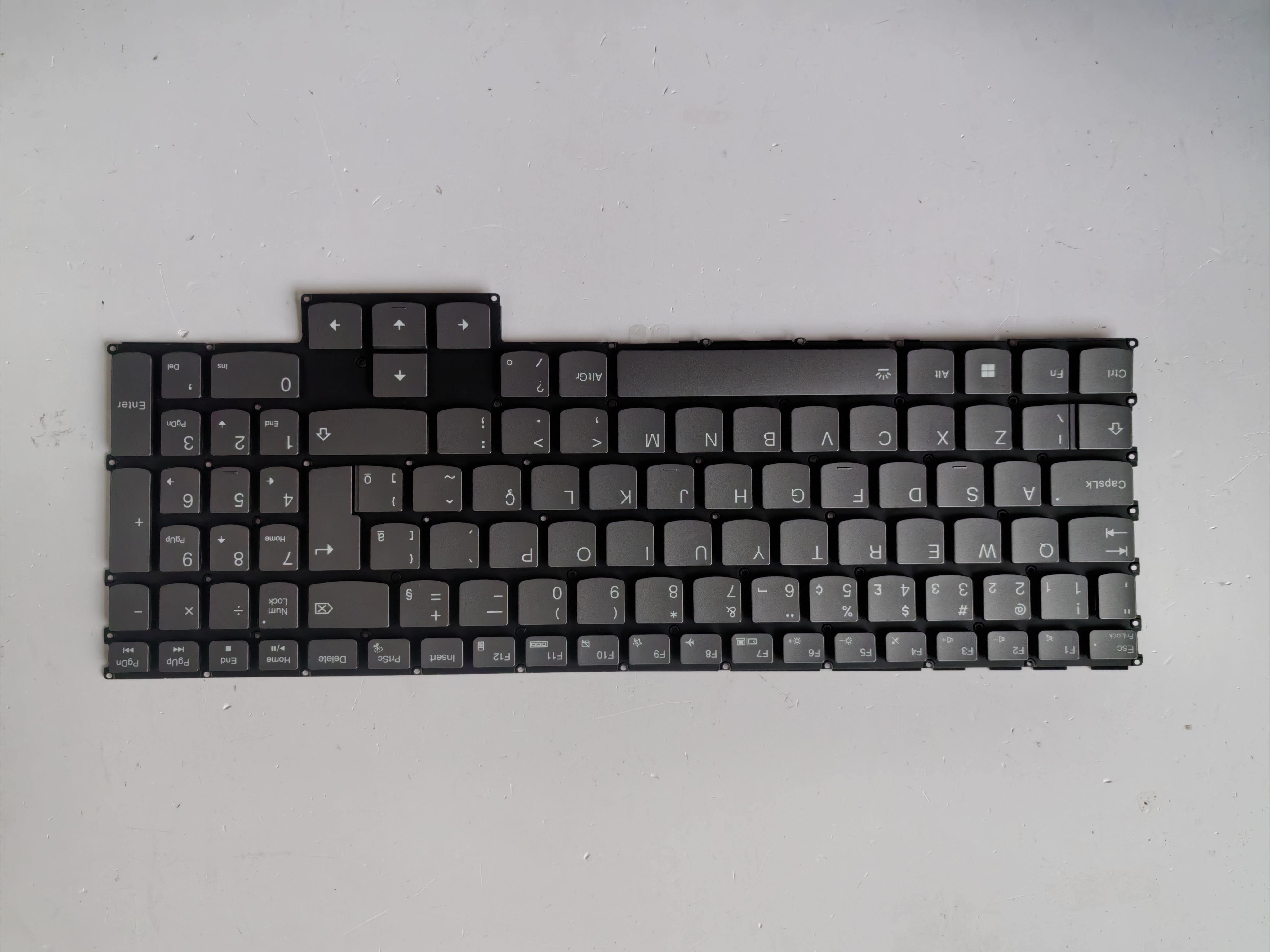 Picture of New Replacement Laptop Keyboard For LENOVO Y7000P 2024/Legion 7 16IRX9 Grey Backlit BR Layout
